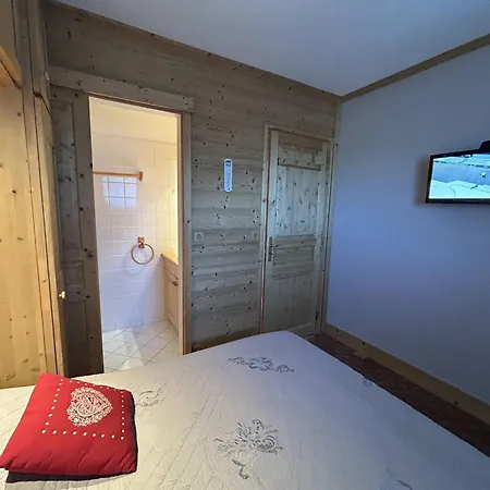 Meribel - 2 Pieces, Cabine, Balcon Sud, Casier A Skis - Fr-1-355-266 Apartment *